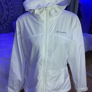 White Zip up Columbia Windbreaker